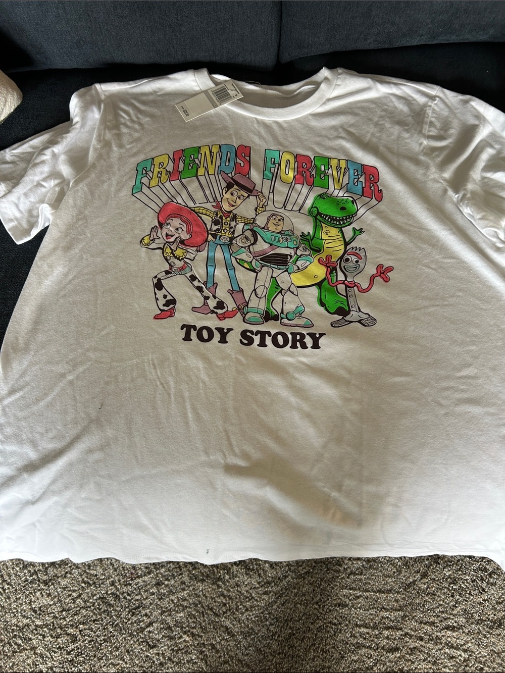 Toy Story 4 “Friends Forever" White Graphic Tee ladies plus size 1X NWT